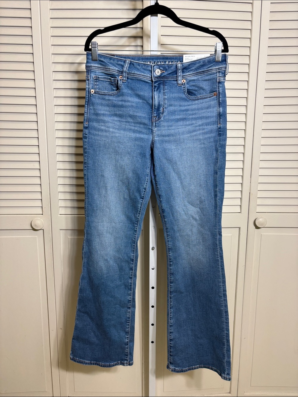 NWT American Eagle Outfitters AE Low-Rise Kick Bootcut Jean Size 30W